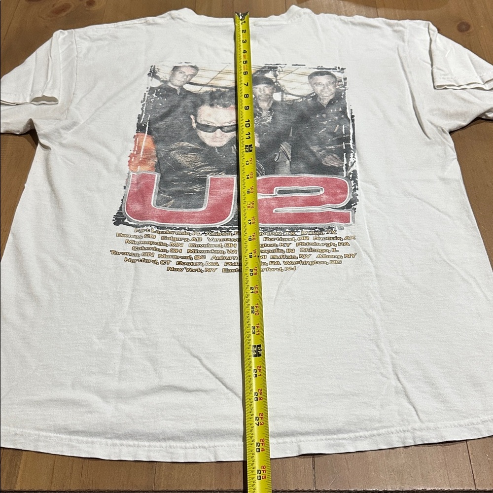 Vintage U2 Beautiful Day tour t-shirt - Picture 10 of 10